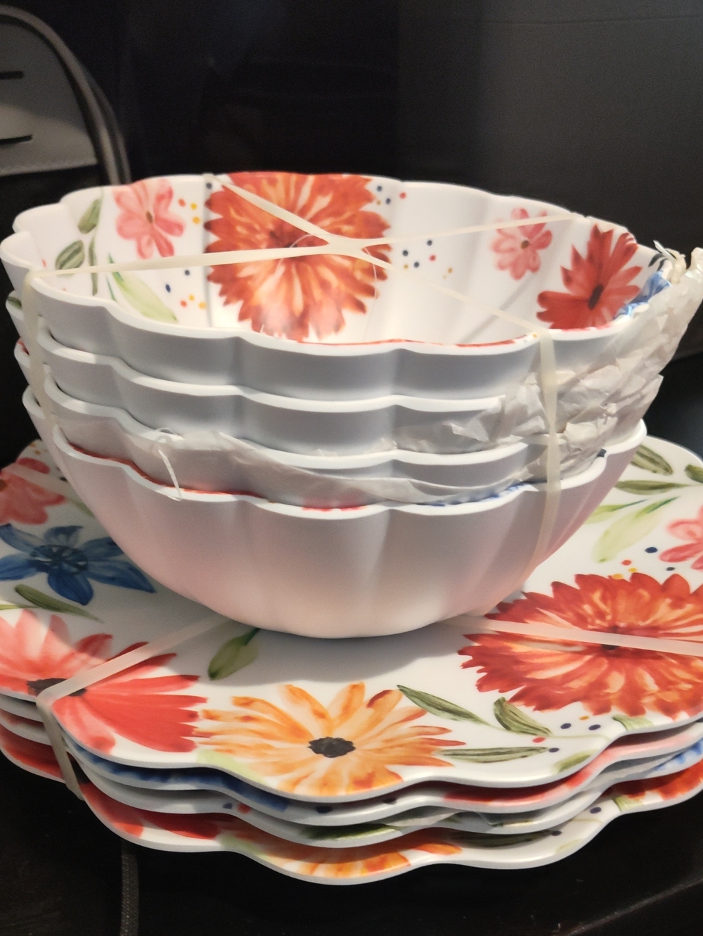 Floral Scalloped White  Serving Bowls and Plates Set - White/Multicolor